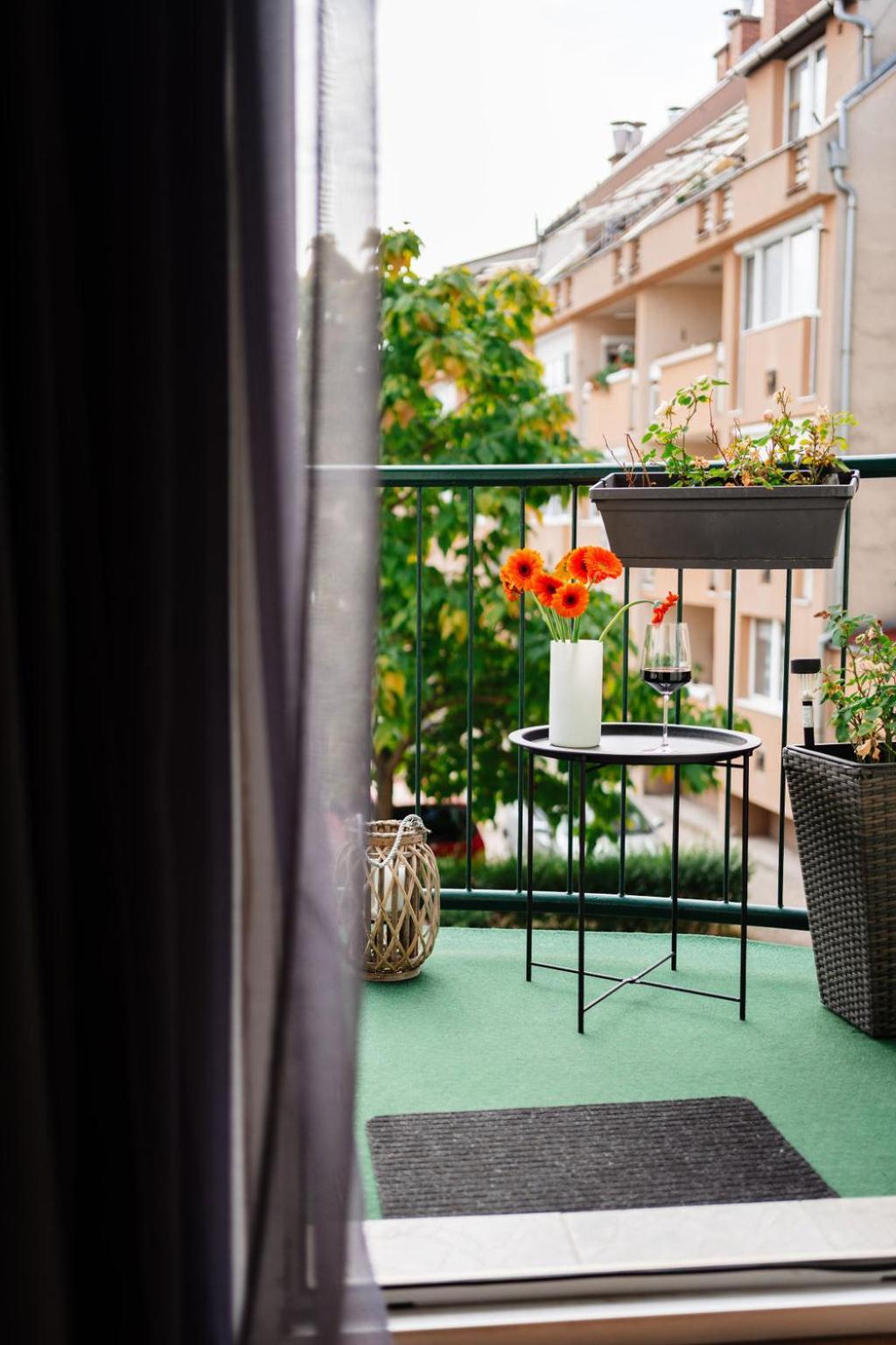 Bikavér Apartman Eger - City centre Esterno foto